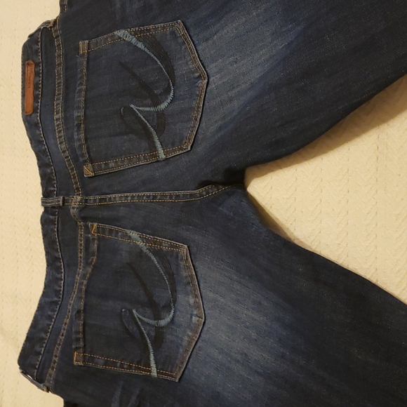 Express Jeans - Picture 3 of 5